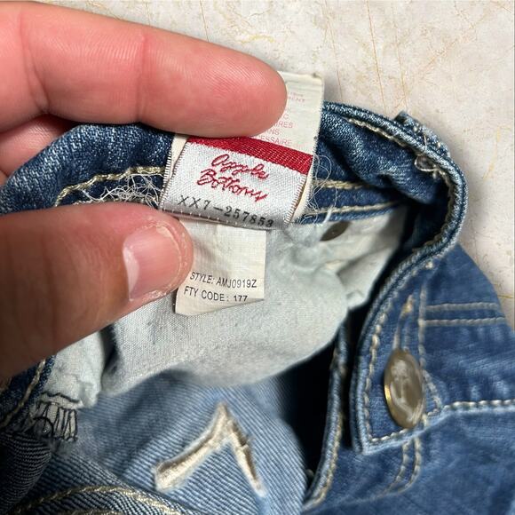 Vintage Apple Bottoms Jeans Women's 16 Blue Denim Y2K Embroidered Ella Wash - Picture 6 of 6